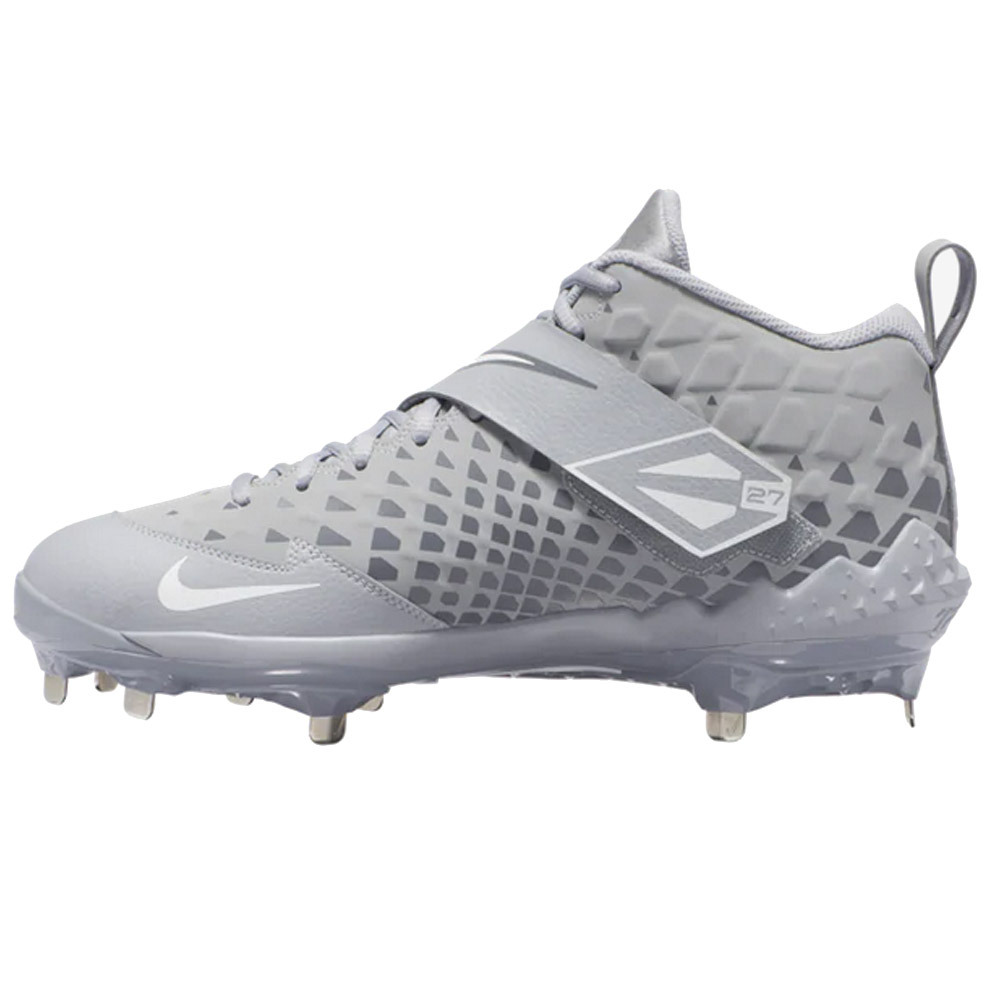 youth trout 6 cleats